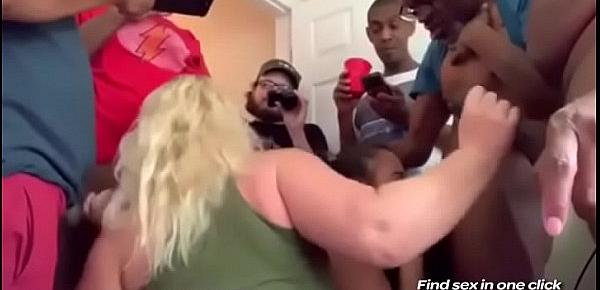  Thick Ass White Girls Let The Whole House Stick Bbc In They Mouths